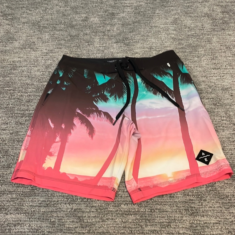 American Eagle Swim Trunks Size Medium